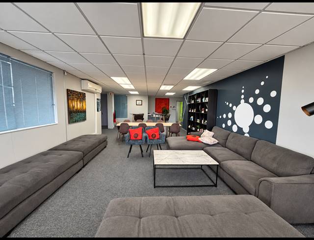 331M² OFFICE TO LET IN TYGER VALLEY